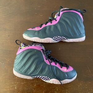 Nike Little Posite One “Cave Purple” Size 3y